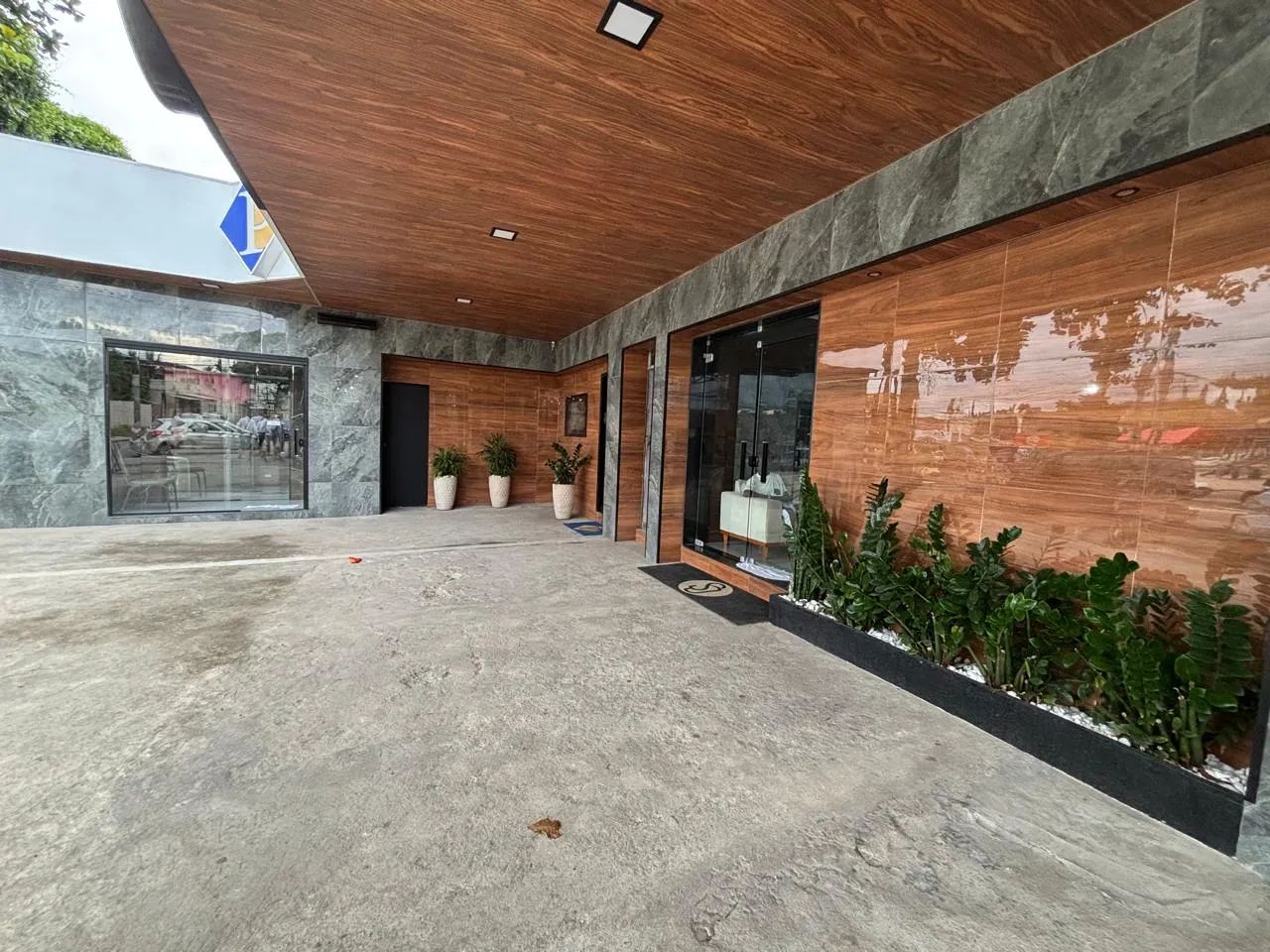 Varanda de entrada do escritório Pereira Advocacia